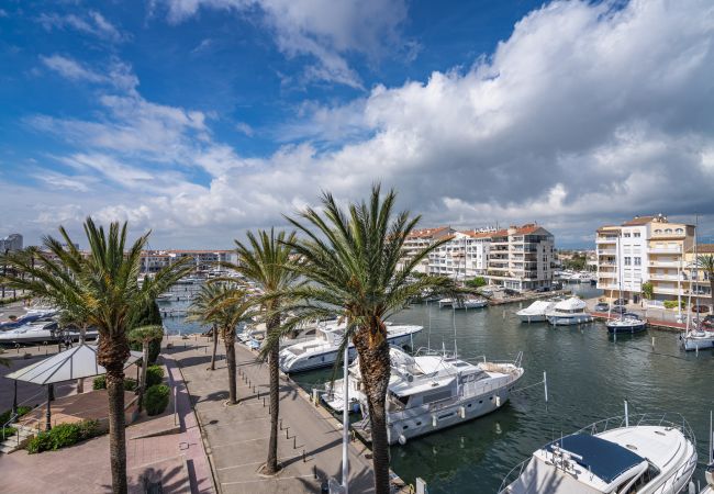 Apartment in Empuriabrava - ILA04