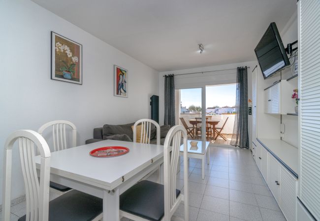 Apartment in Empuriabrava - ILA10 FLAMICELL