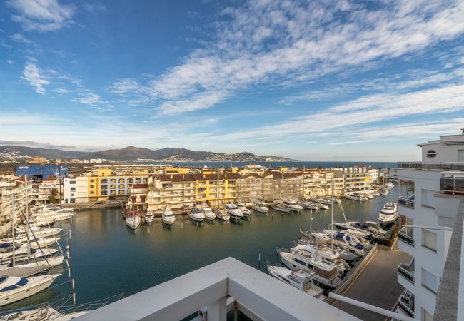 Apartment in Empuriabrava - ILA11 CLUB NAUTIC